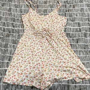 Hollister romper